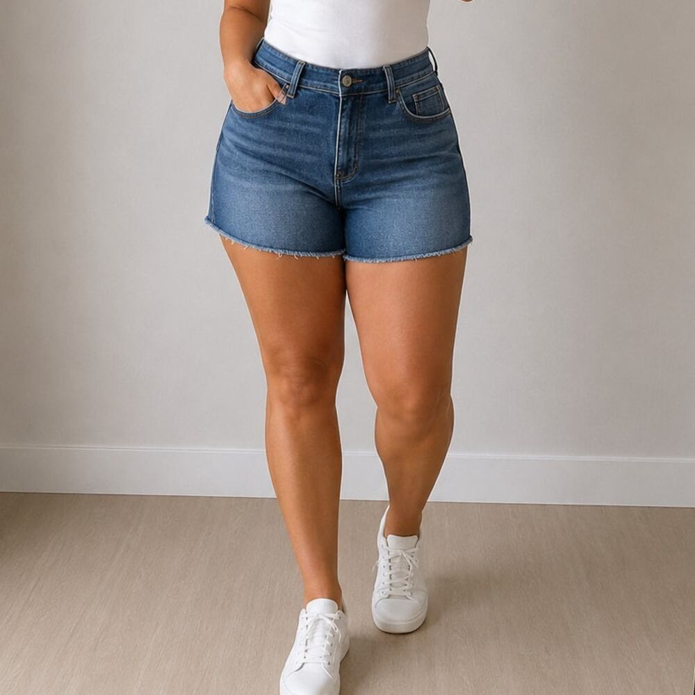 Judy Blue🌿 Denim Shorts Women’s 2XL High Rise Stretch Raw Hem Plus Size